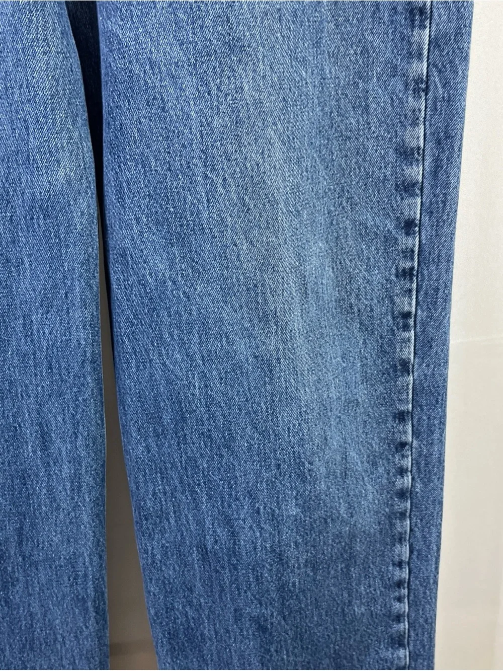 Levi’s 550 Relaxed Fit Jeans Mens 36x32 Blue Medium Wash Straight Leg Denim